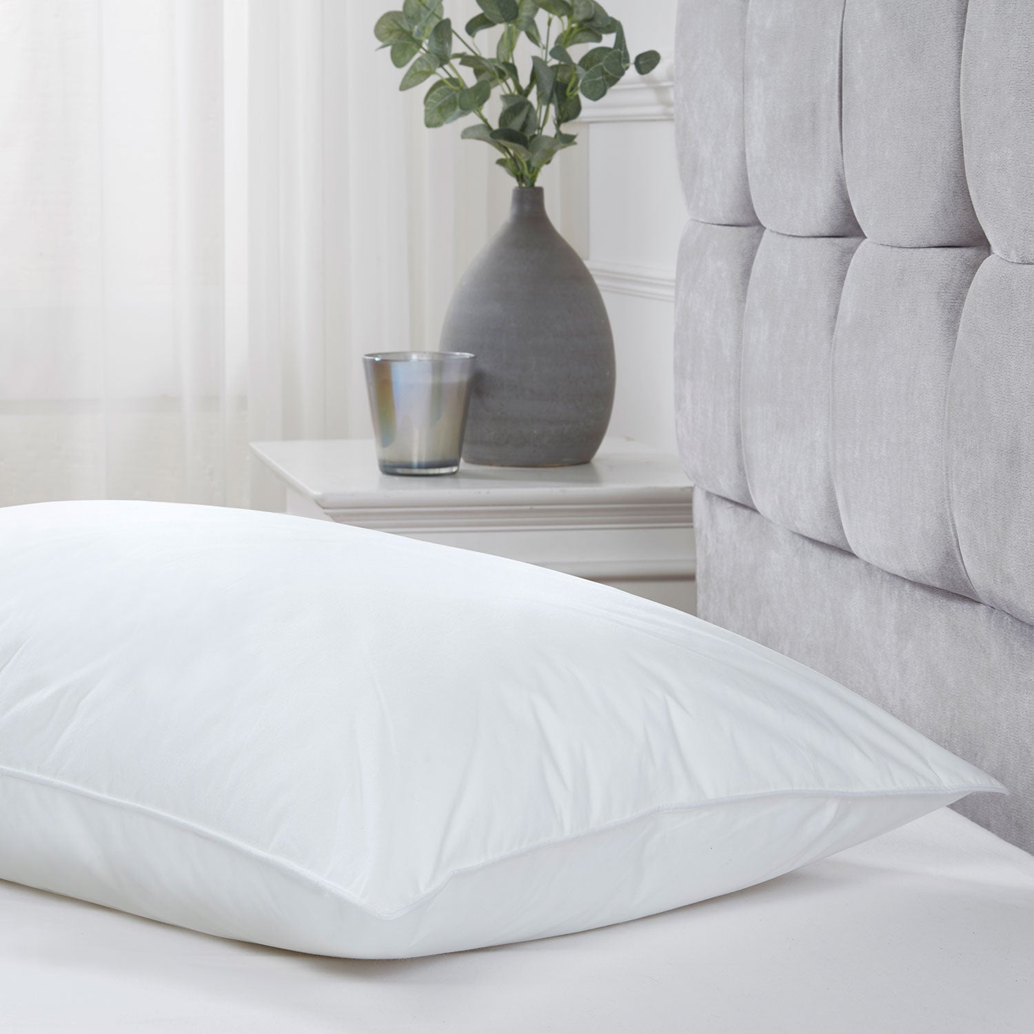 Feels Like Down Hotel Pillow (Soft)